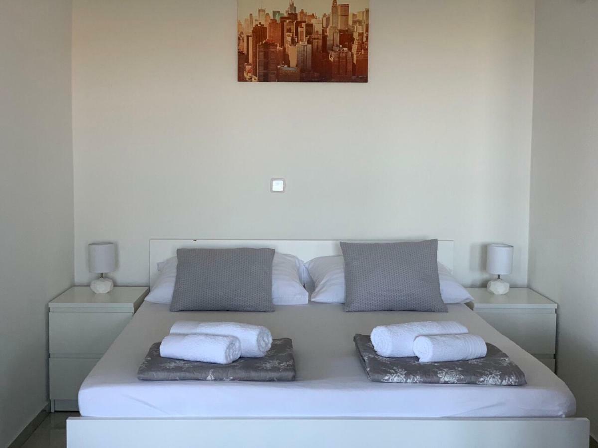 Appartement Nelany à Zubovići Extérieur photo